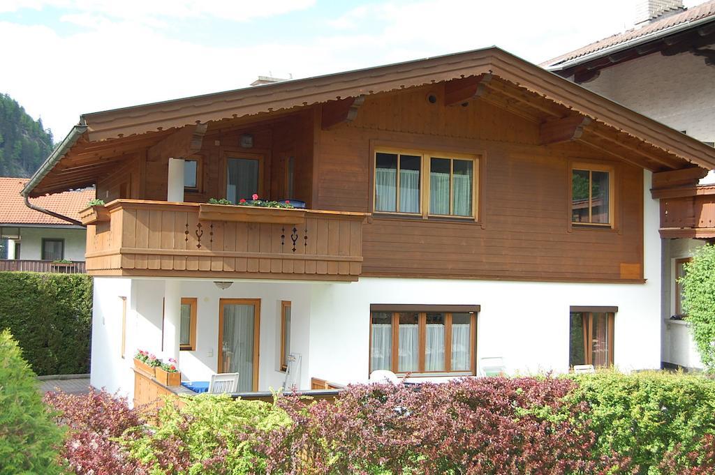 Landhaus Alpenrose Mayrhofen Eksteriør billede